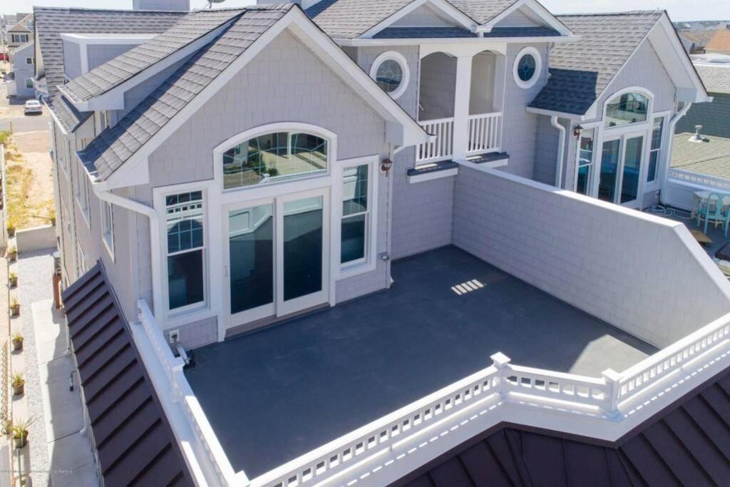 Ocean And Beach Views From Five Decks In Ortley Beach Seaside Heights Exterior photo
