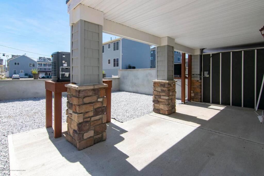 Ocean And Beach Views From Five Decks In Ortley Beach Seaside Heights Exterior photo