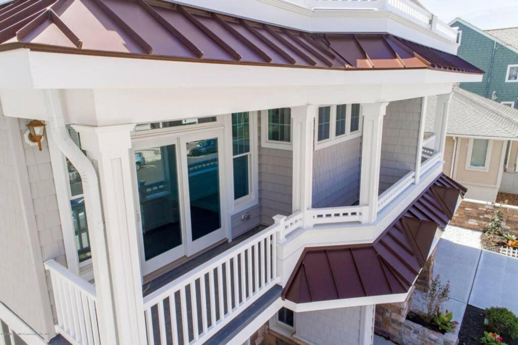 Ocean And Beach Views From Five Decks In Ortley Beach Seaside Heights Exterior photo