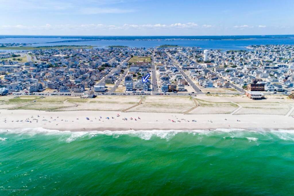 Ocean And Beach Views From Five Decks In Ortley Beach Seaside Heights Exterior photo